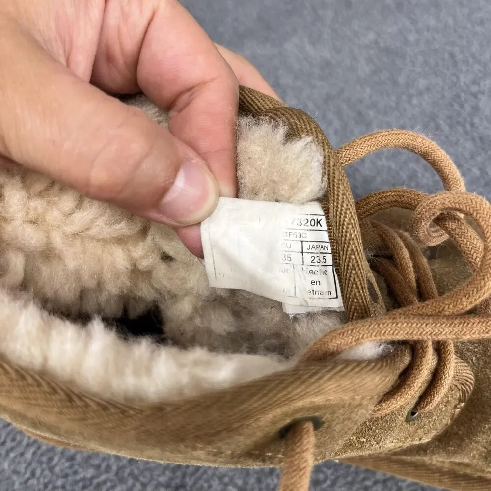 UGG Neumel Boots‎ Womens Size 5 Suede Sheepskin Lace Up Warm Shoes